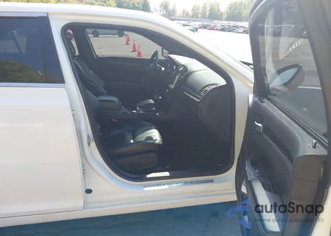 2013 Chrysler 300 300S из США, поврежденный, VIN 2C3CCAGT1DH505710